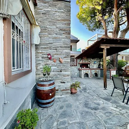 Shell-Paralia Ofriniou Exterior photo