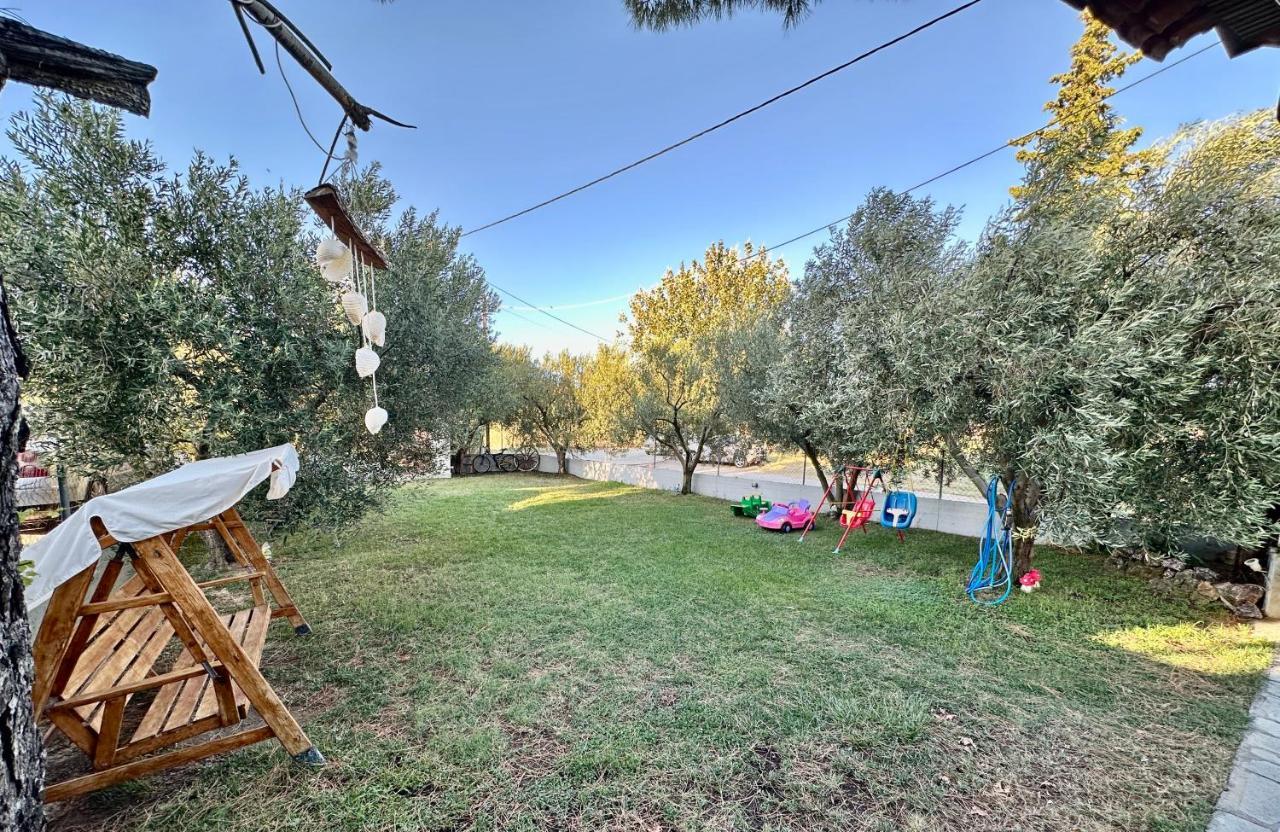 Shell-paralia Ofriniou * Οφρύνιο