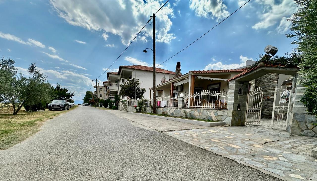 Shell-paralia Ofriniou Ofrinion